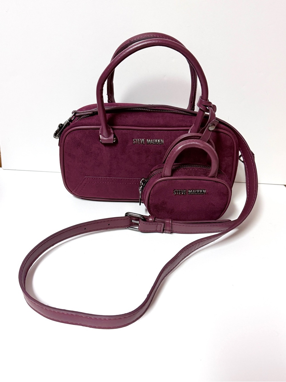 Steve Madden Bdiver-s Bloodstone Crossbody/Handbag Set